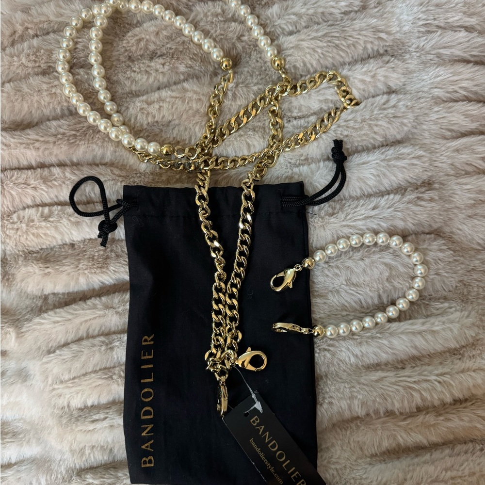 Bandolier Phone Chain Set Gold and Pearls